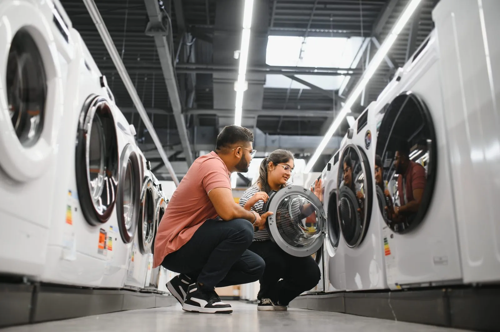 Customers with a working appliance after a repair Customers with a working appliance after a Best Appliances repair